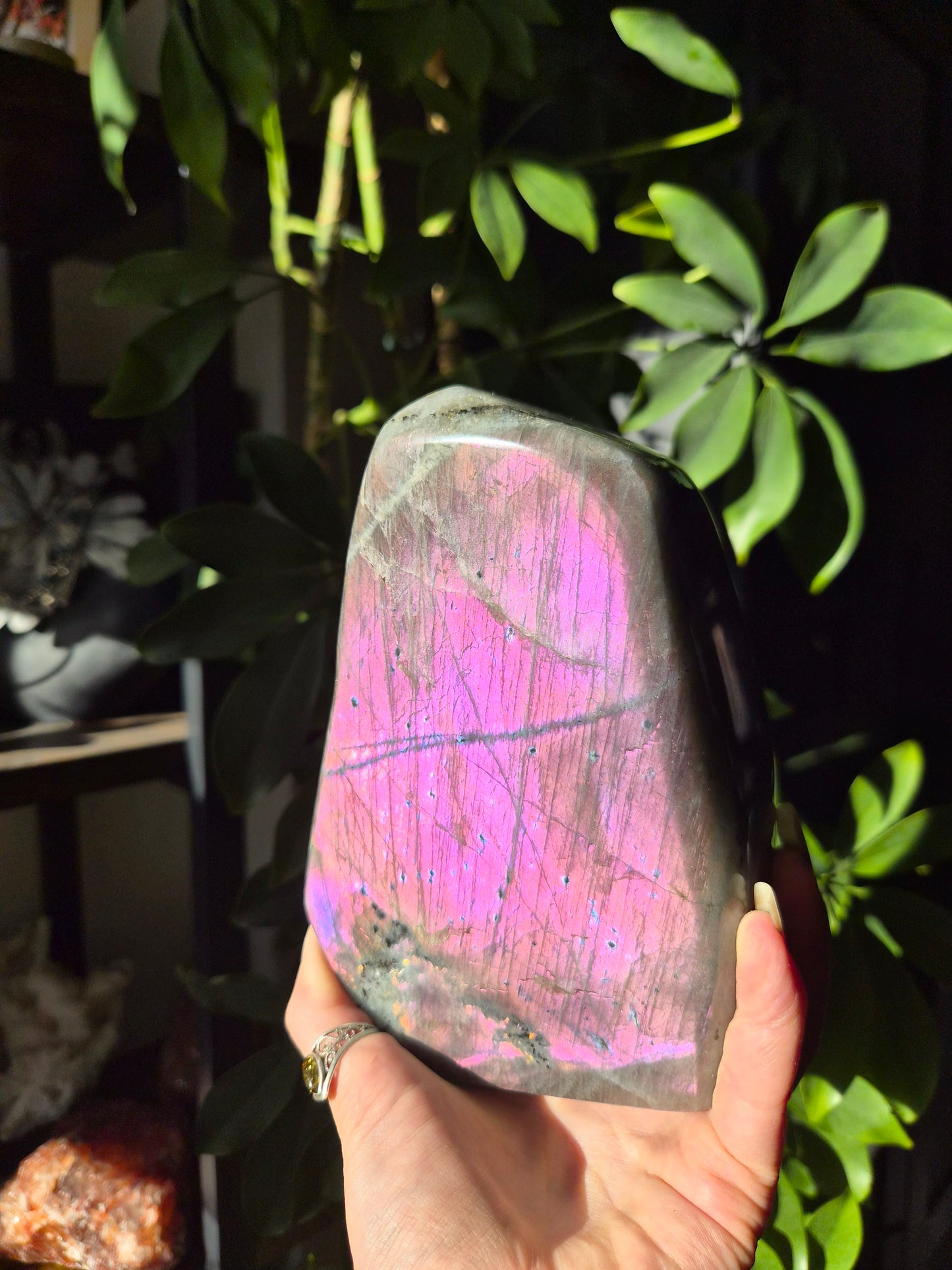 Bloc en labradorite violette