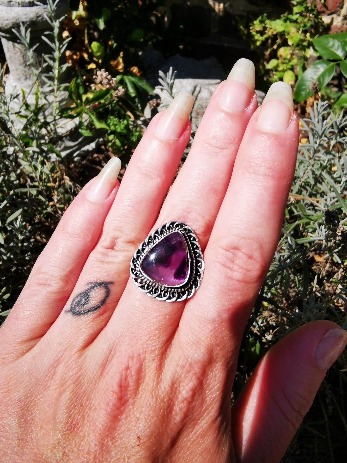 Bague en Améthyste fantôme