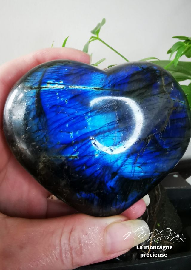 Coeur en Labradorite