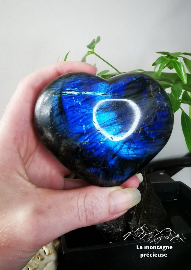 Coeur en Labradorite