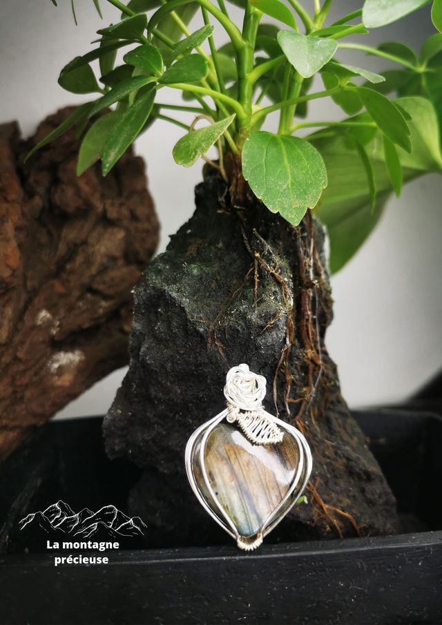 Pendentif cœur en Labradorite