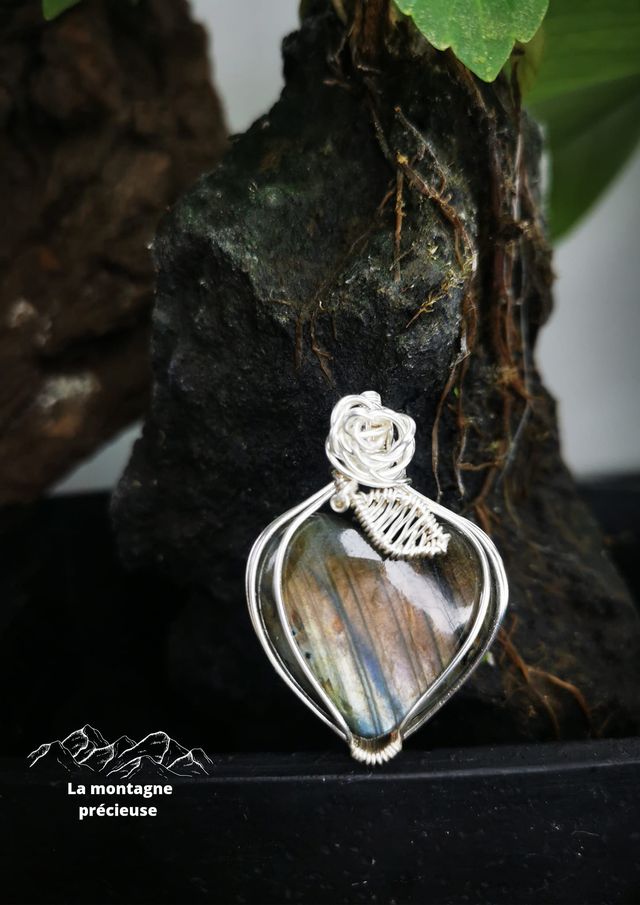 Pendentif cœur en Labradorite