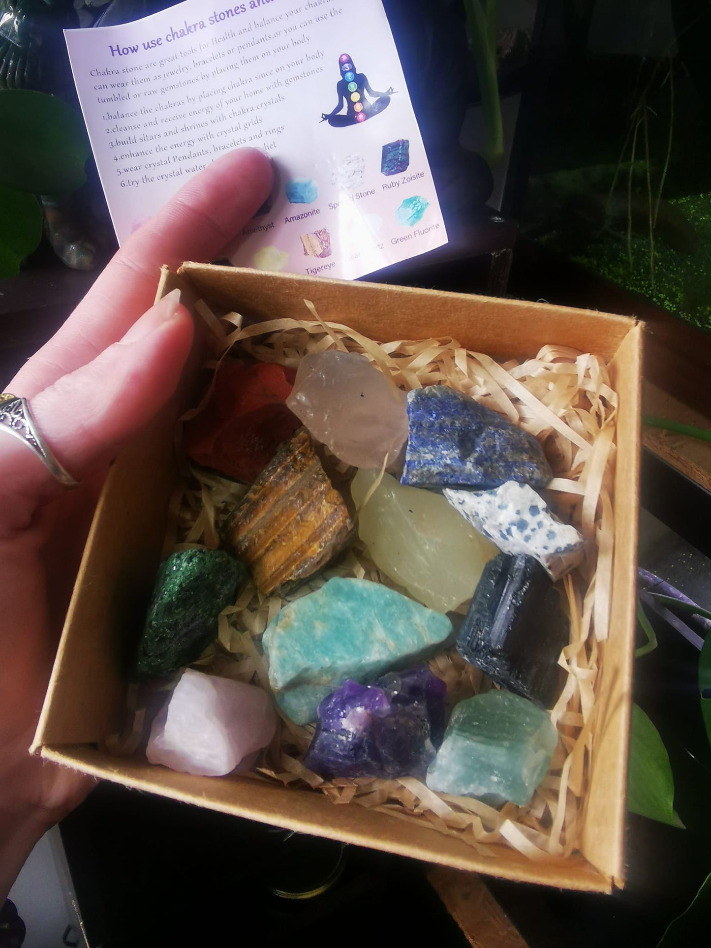 Box 7 chakras pierres brutes