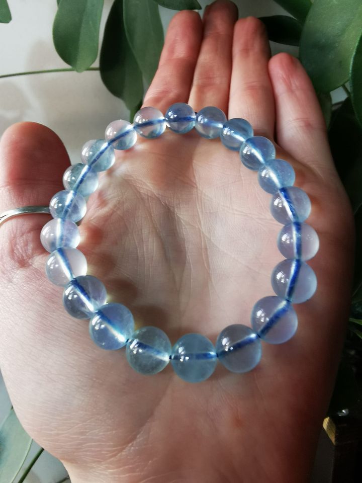 Bracelet en Aigue-marine 6mm