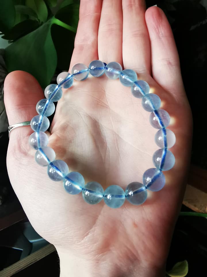 Bracelet en Aigue-marine 6mm