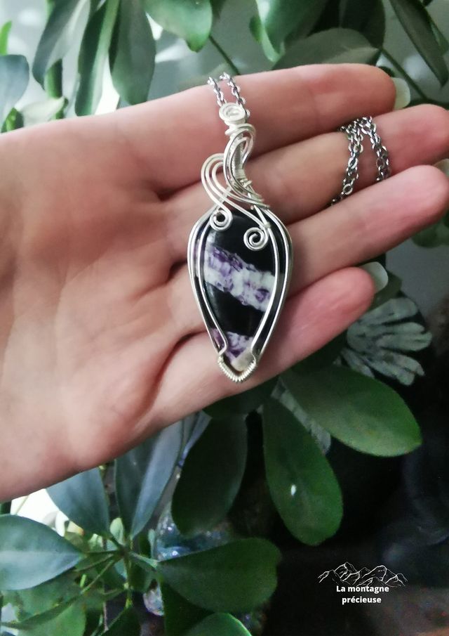Pendentif en Kammererite