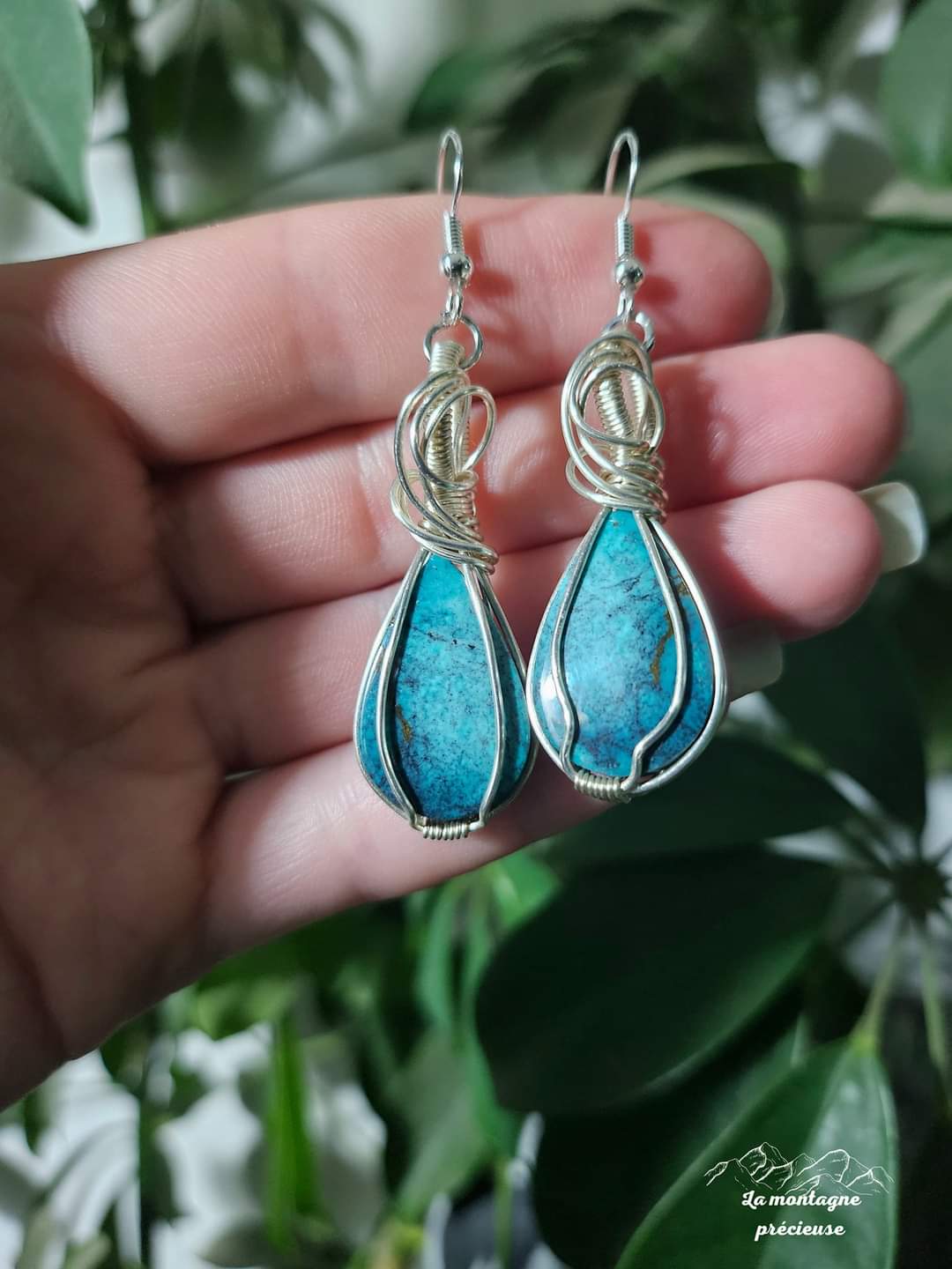 Boucles d'oreilles en shattuckite dendritique
