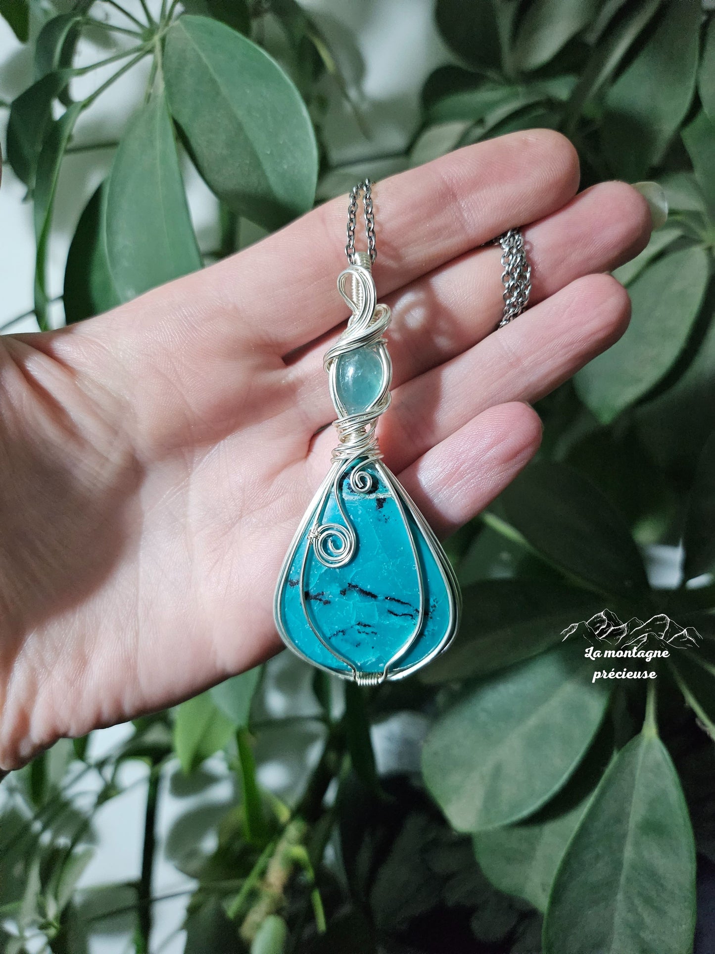 Pendentif en Shattuckite dendritique et fluortite
