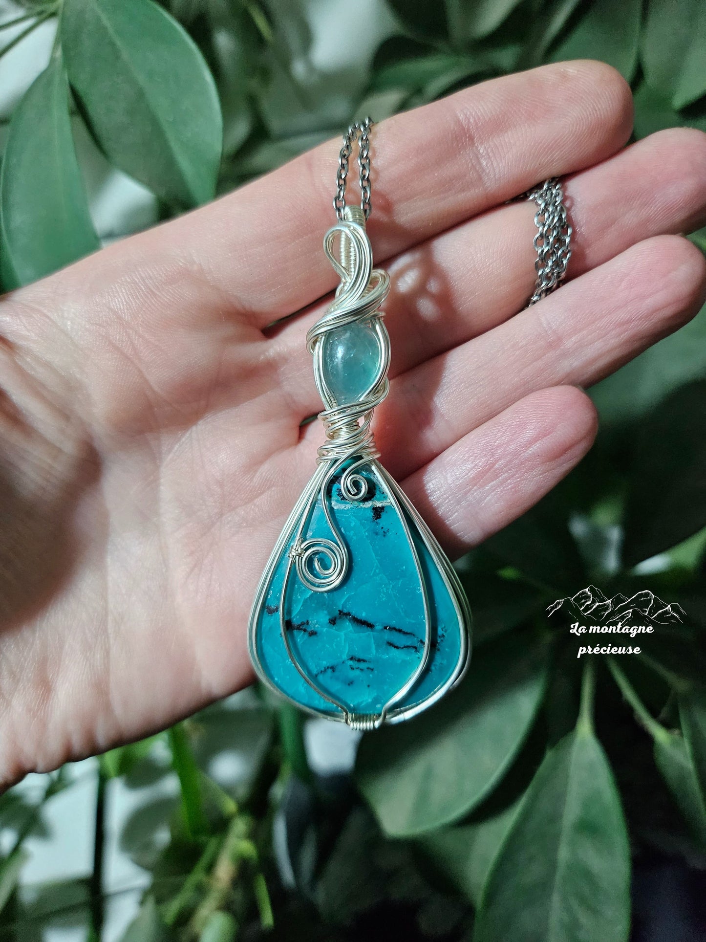 Pendentif en Shattuckite dendritique et fluortite