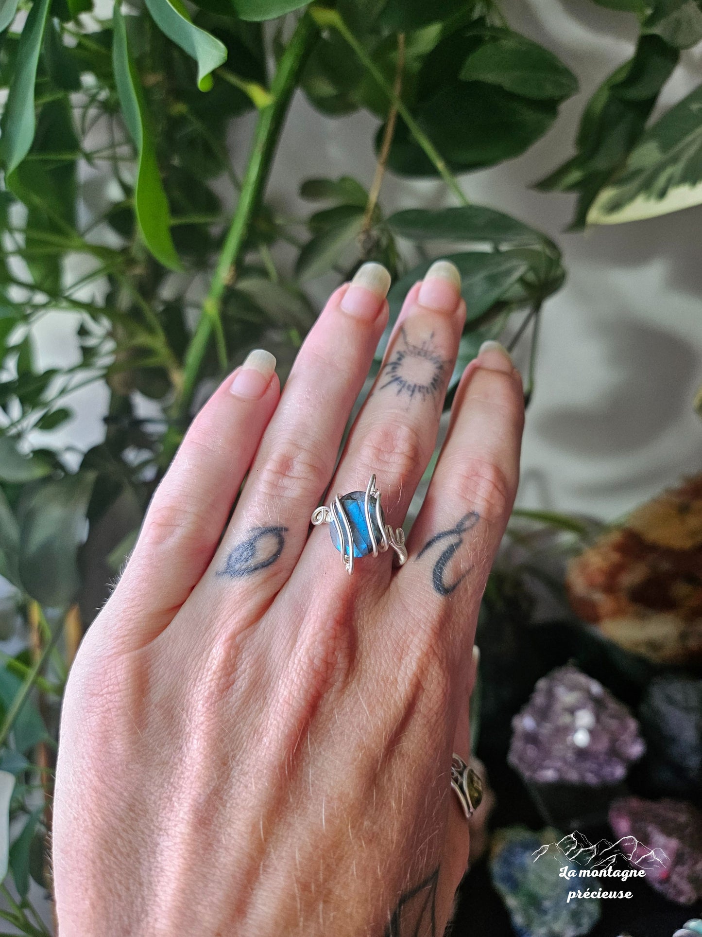 Bague en labradorite facetté