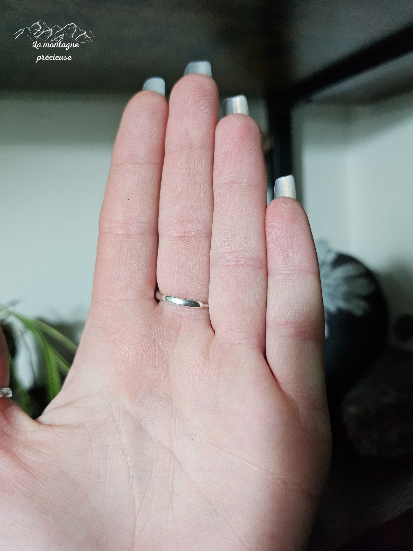 Bague serpent en pierre de lune