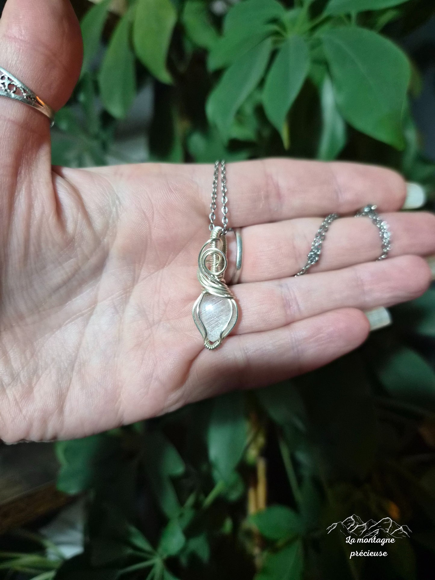 Pendentif en Pierre de lune