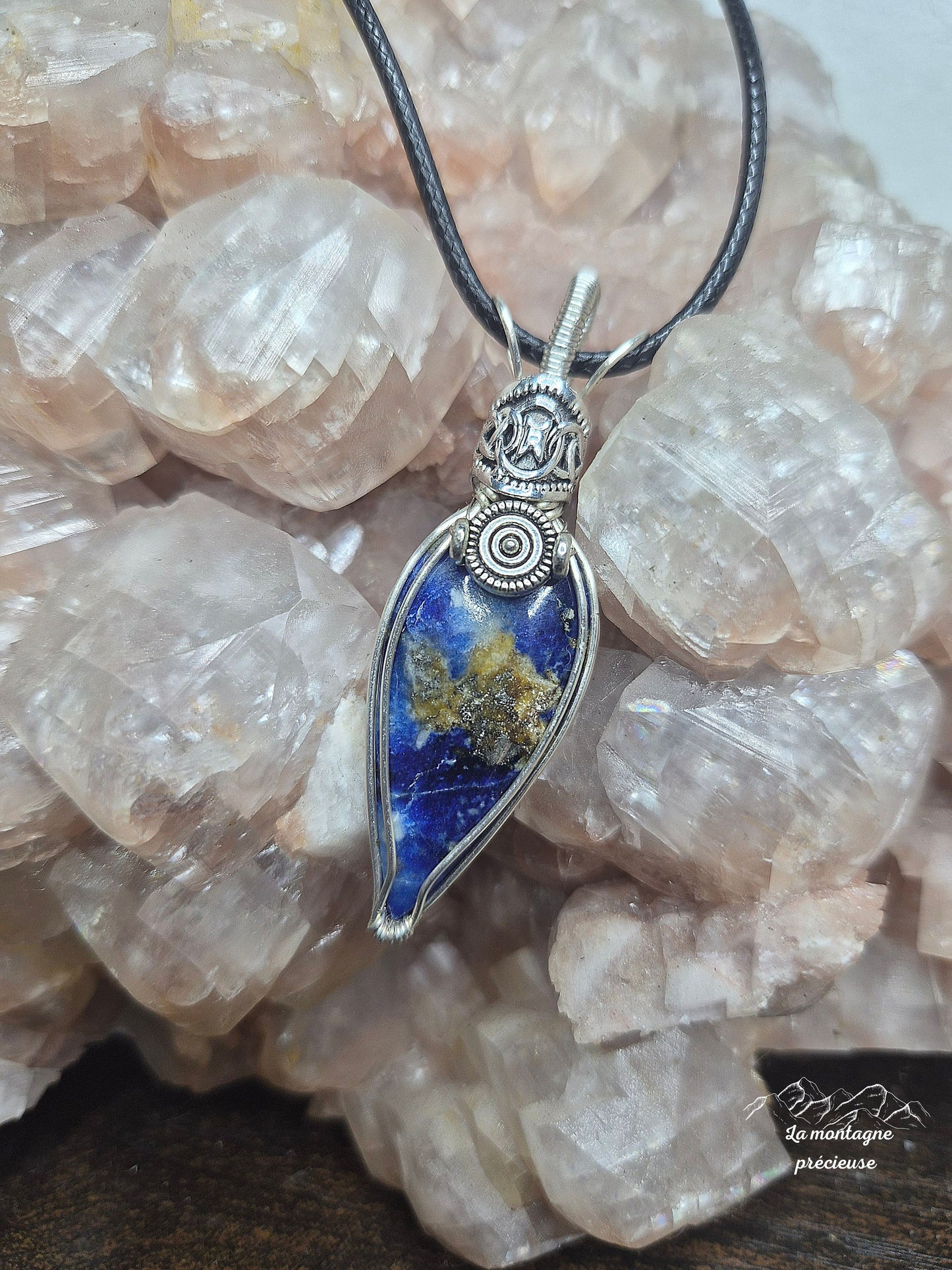 Pendentif "Larme Ancestrale" en Afghanite
