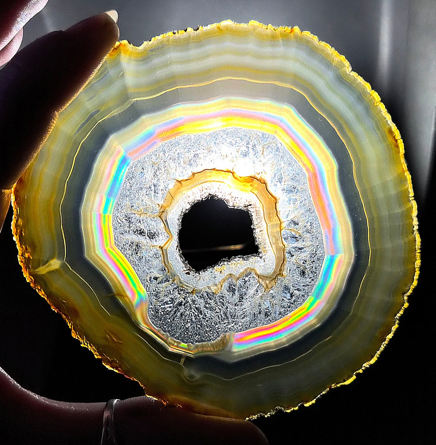 Tranche d’Agate iris avec druze