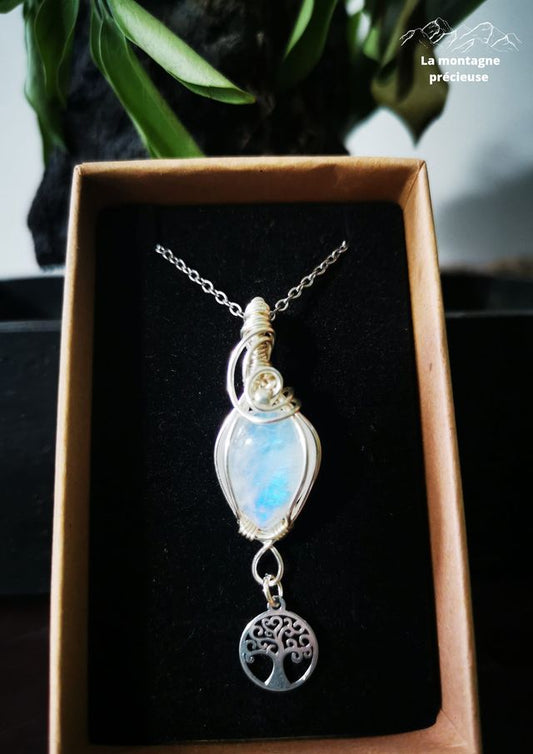 Pendentif en Pierre de lune et arbre de vie