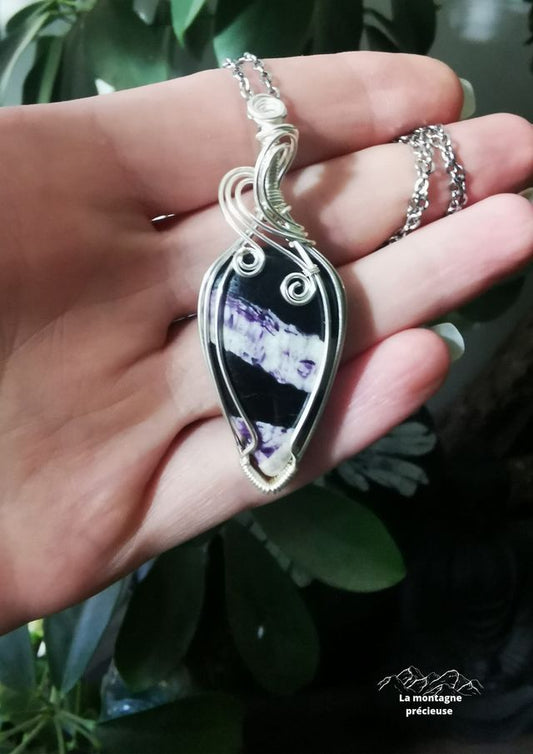 Pendentif en Kammererite