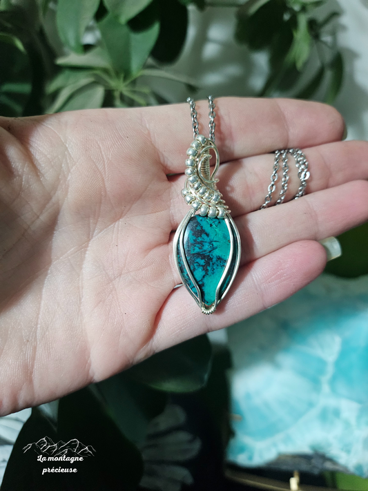 Pendentif en chrysocolle cuprite
