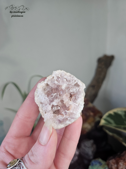 Géode en Améthyste rose