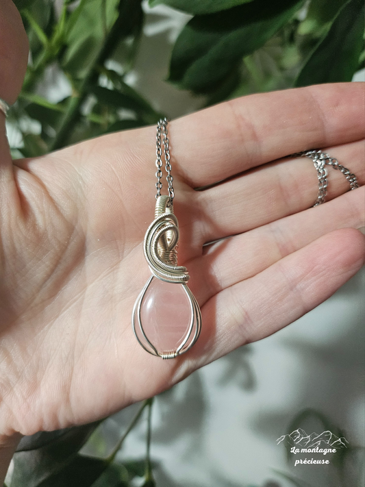 Pendentif en quartz rose