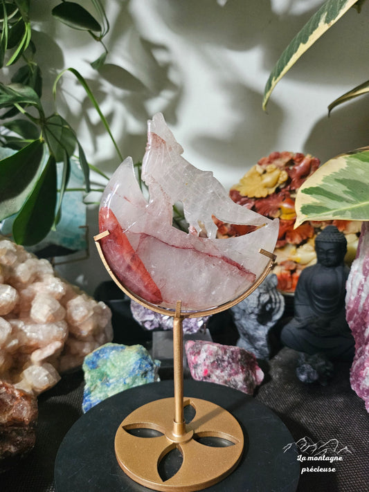 Loup sur la lune en quartz hématoïde