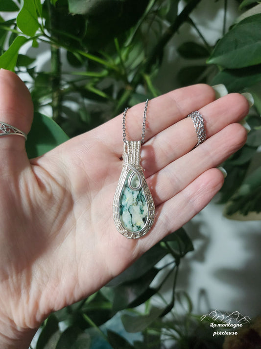 Pendentif en Mariposite
