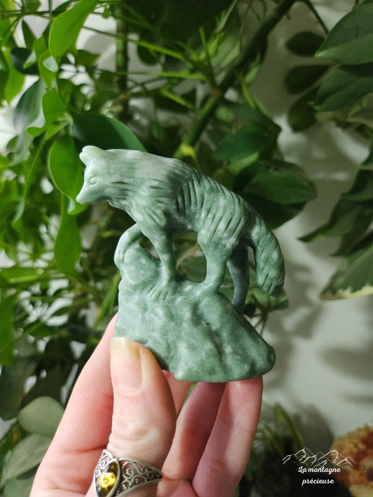 Loup en Jade vert