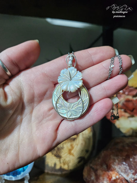 Pendentif en Nacre
