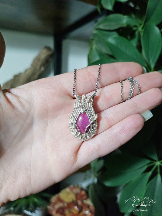 Pendentif écrin en Rubis