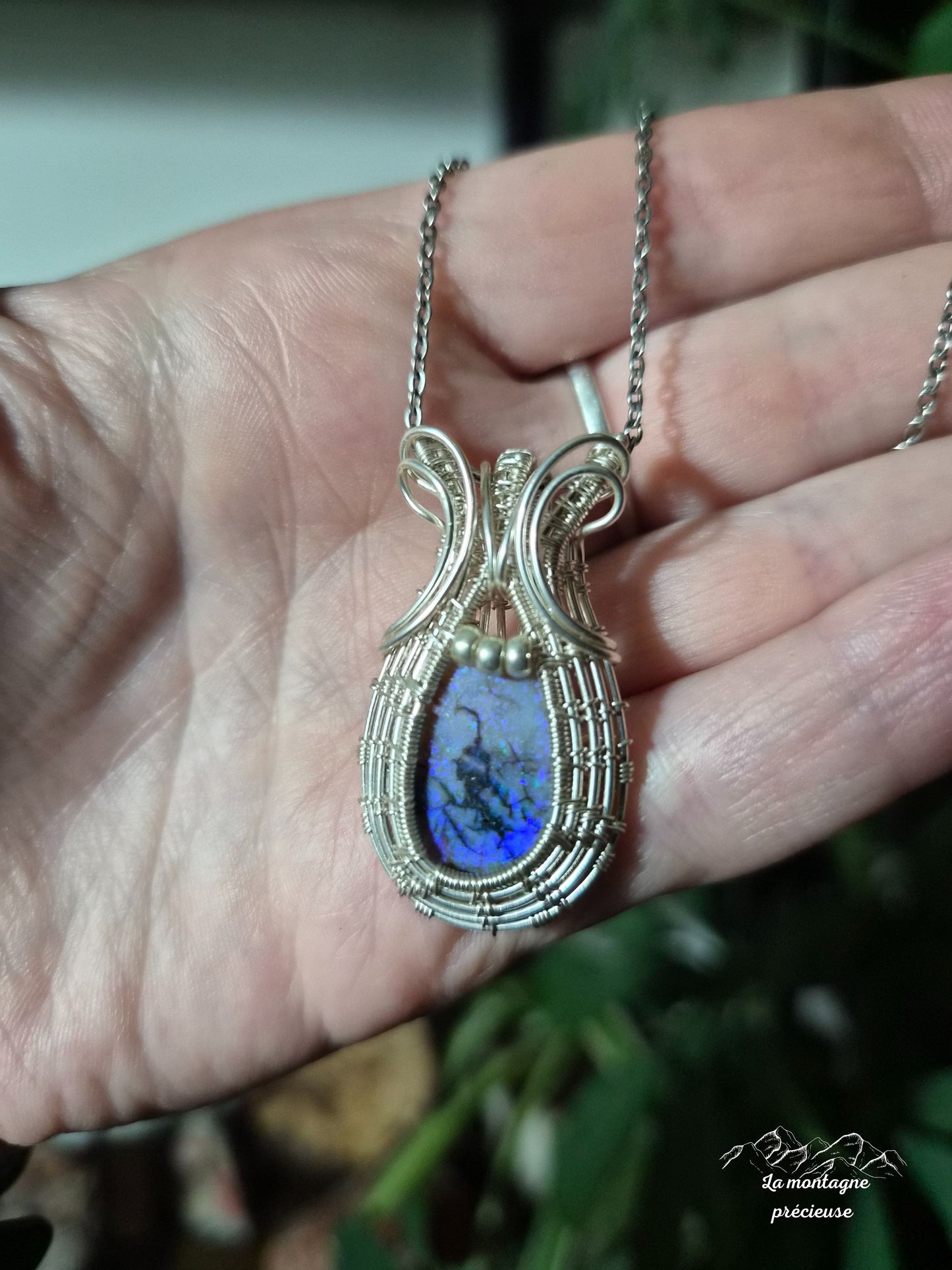 Pendentif en Opale monarque