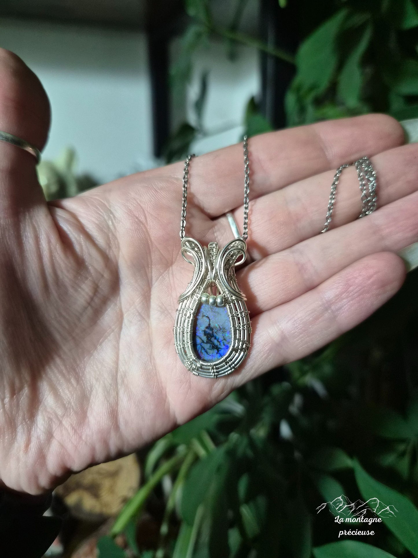 Pendentif en Opale monarque