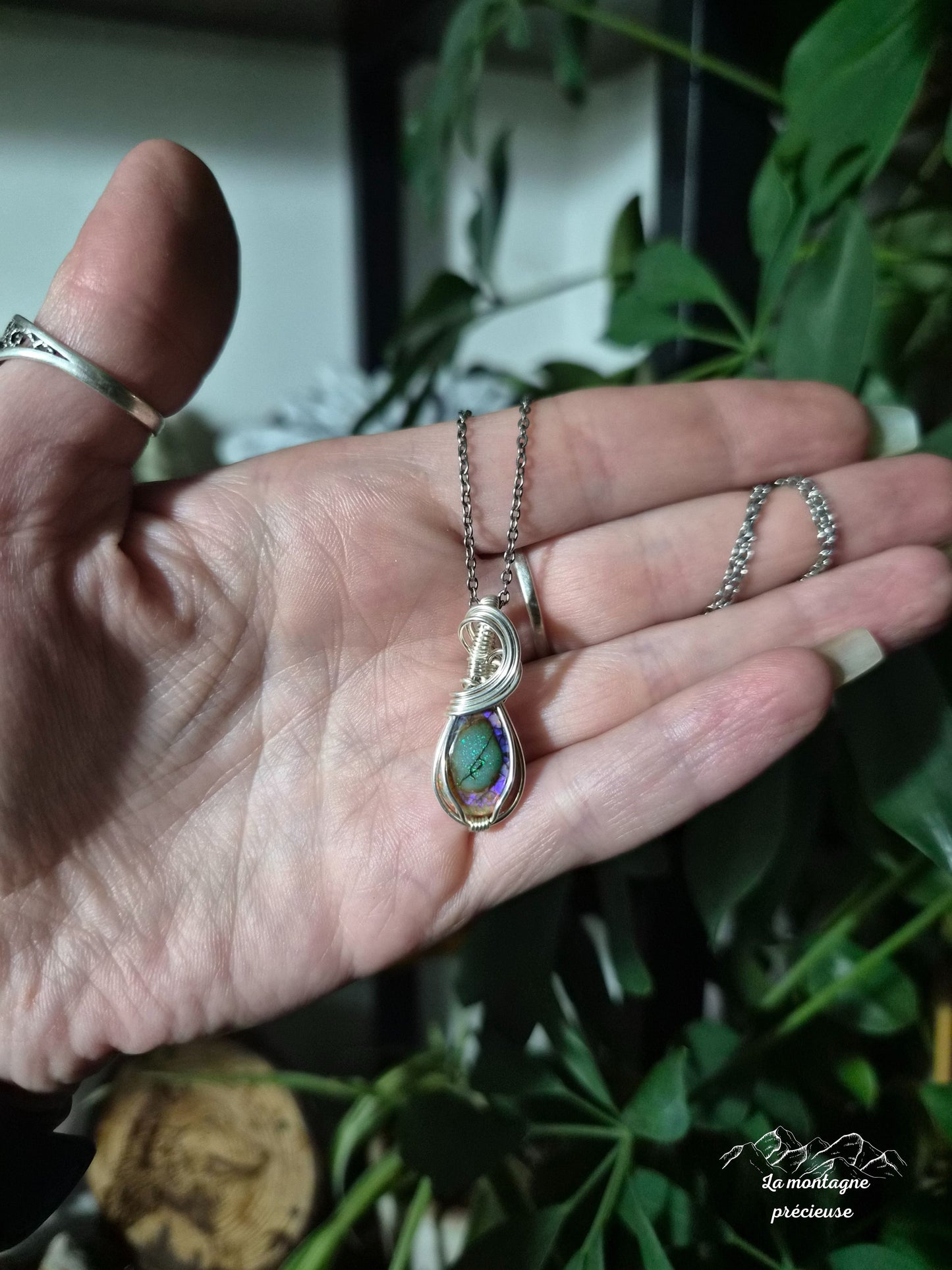 Pendentif en Opale monarque