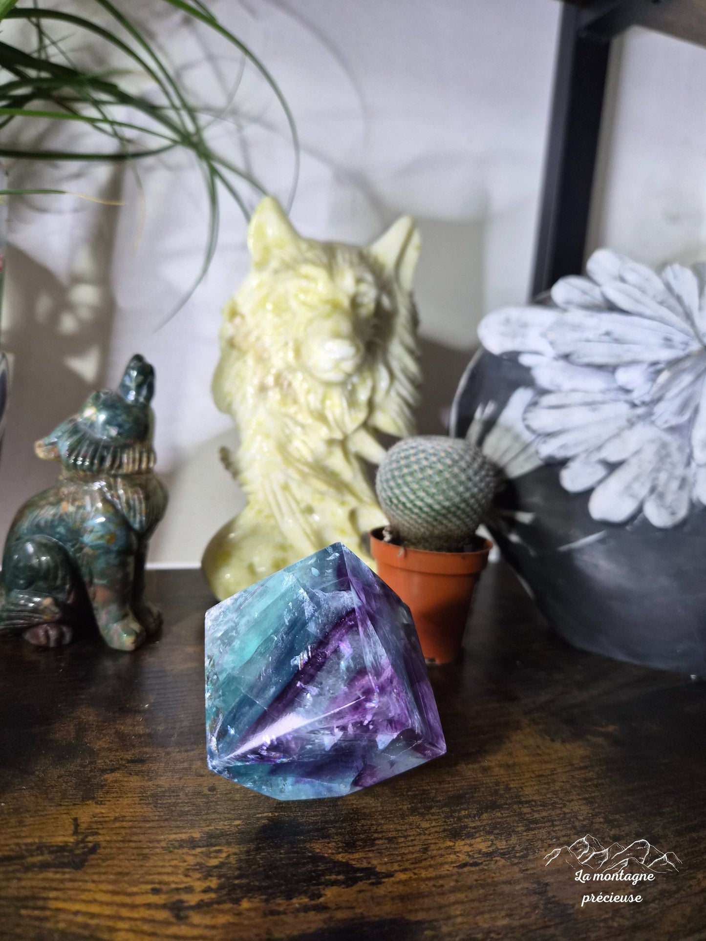 Cube en fluorite arc en ciel