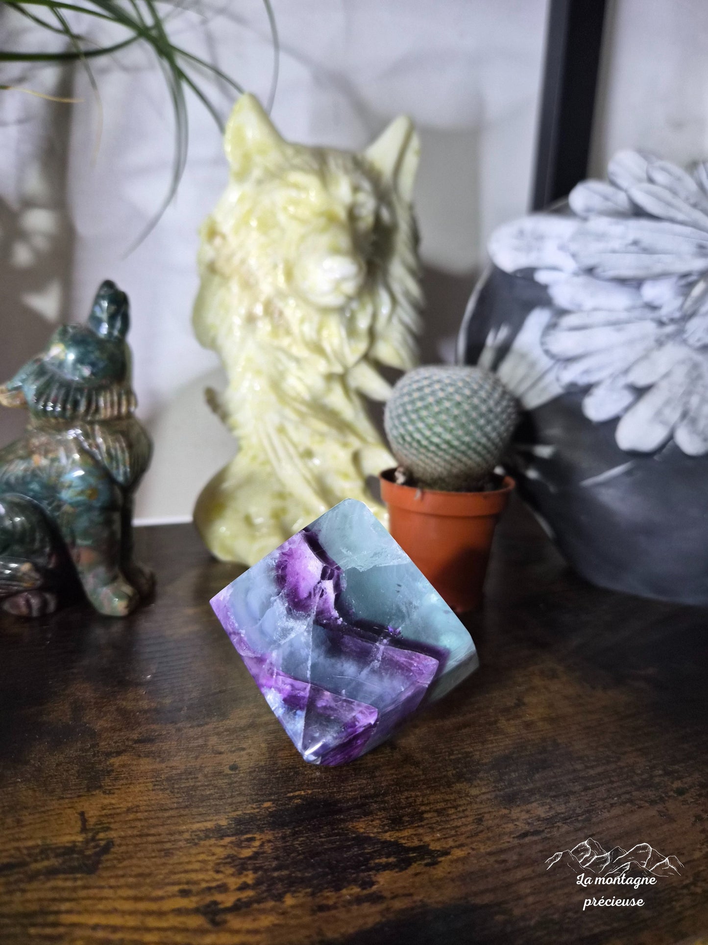 Cube en fluorite arc en ciel