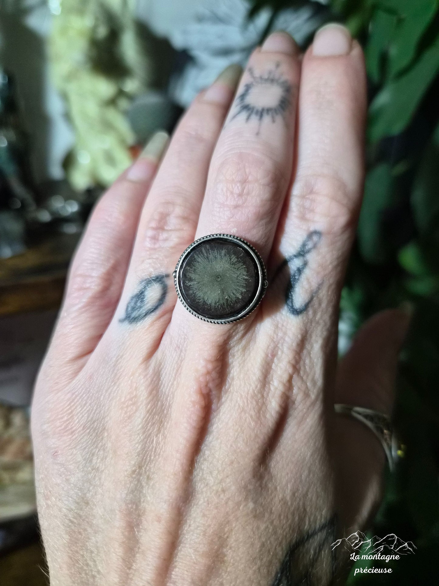 Bague en fleur de pyrite