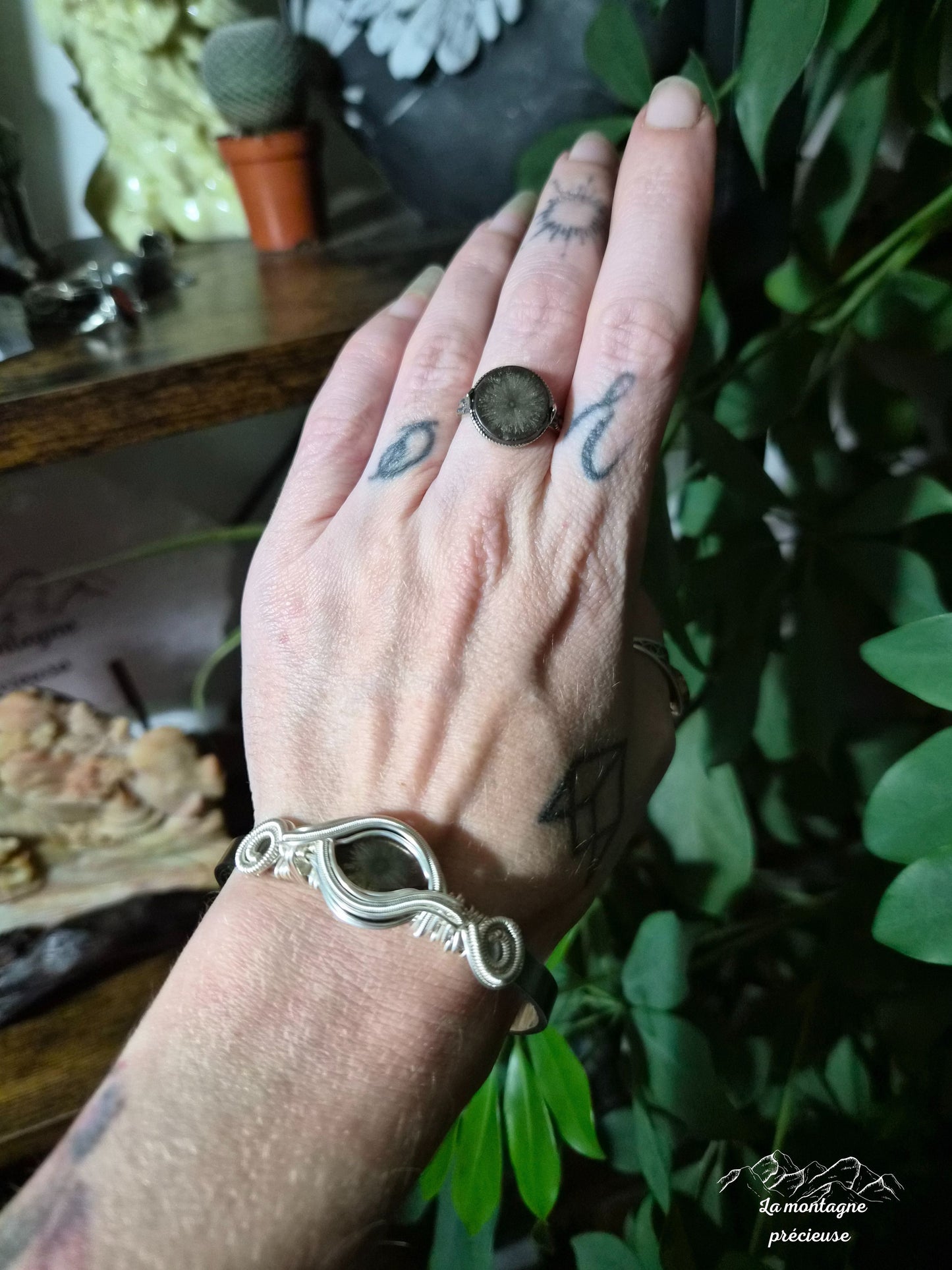 Bague en fleur de pyrite