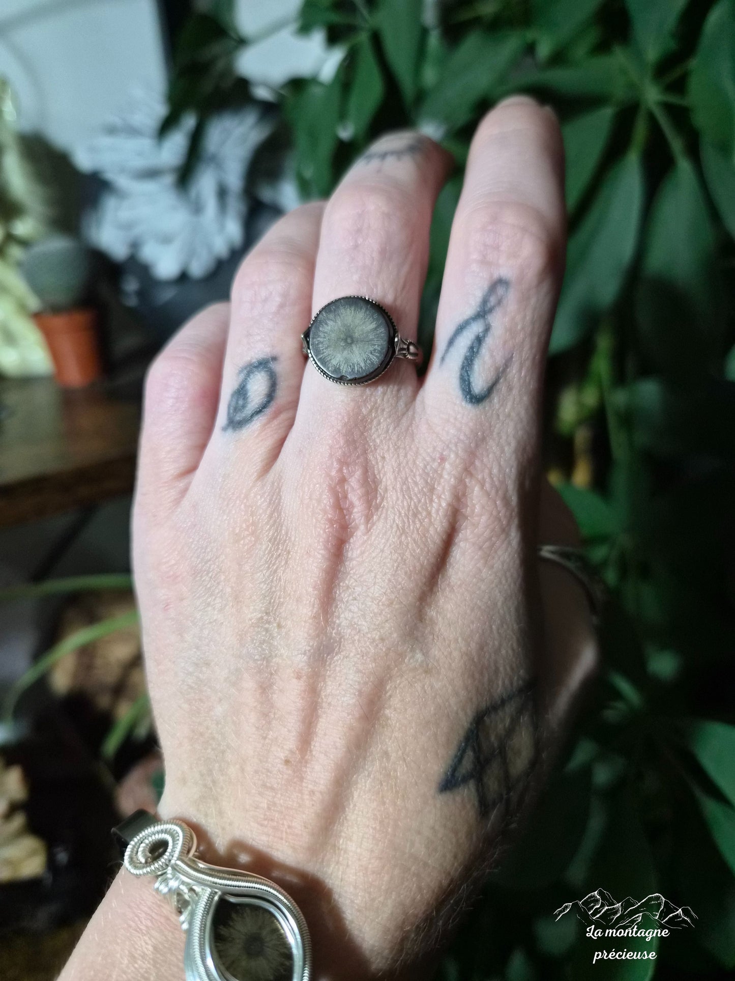 Bague en fleur de pyrite
