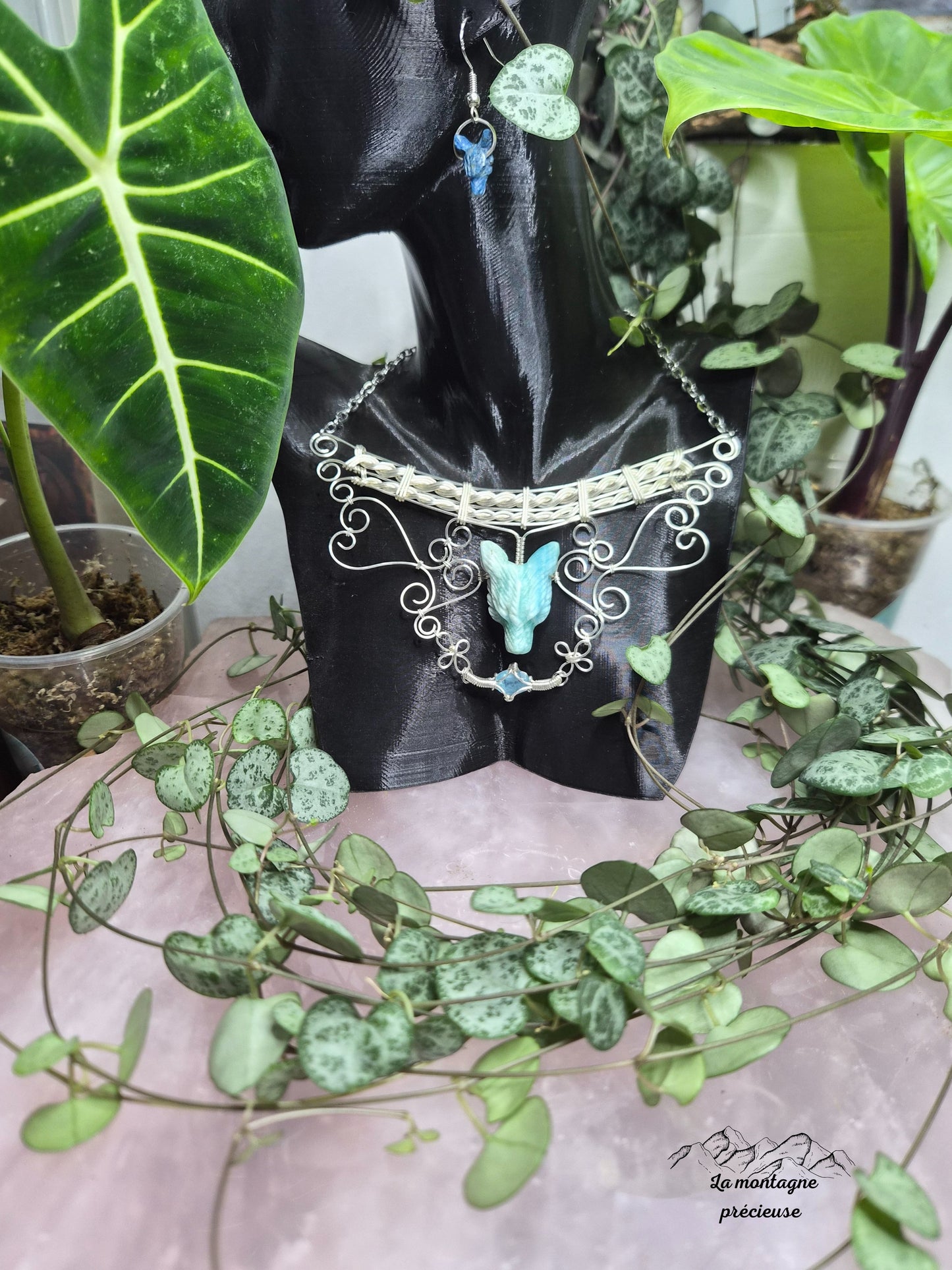 Pendentif "L'appel du loup"