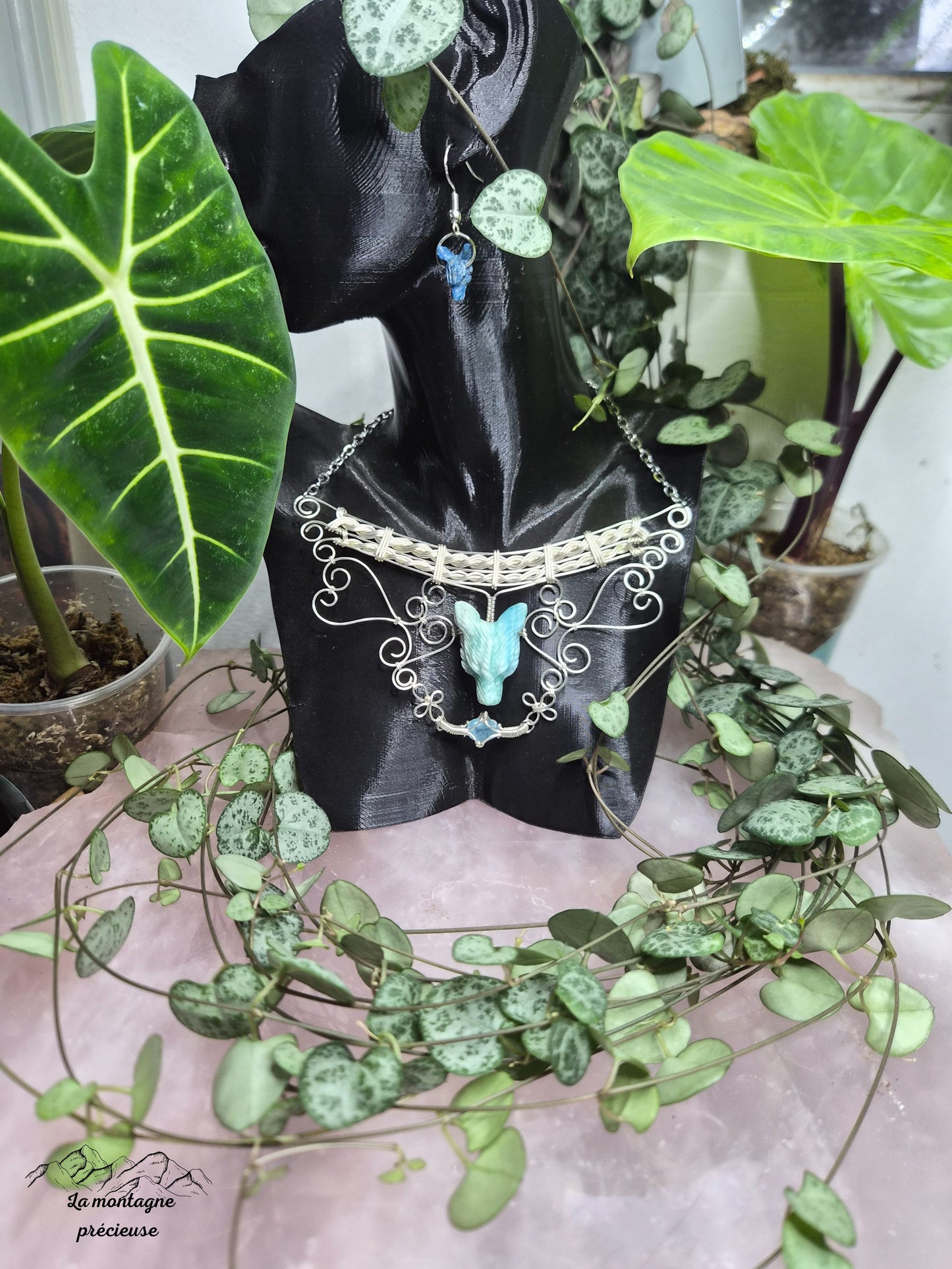 Pendentif "L'appel du loup"