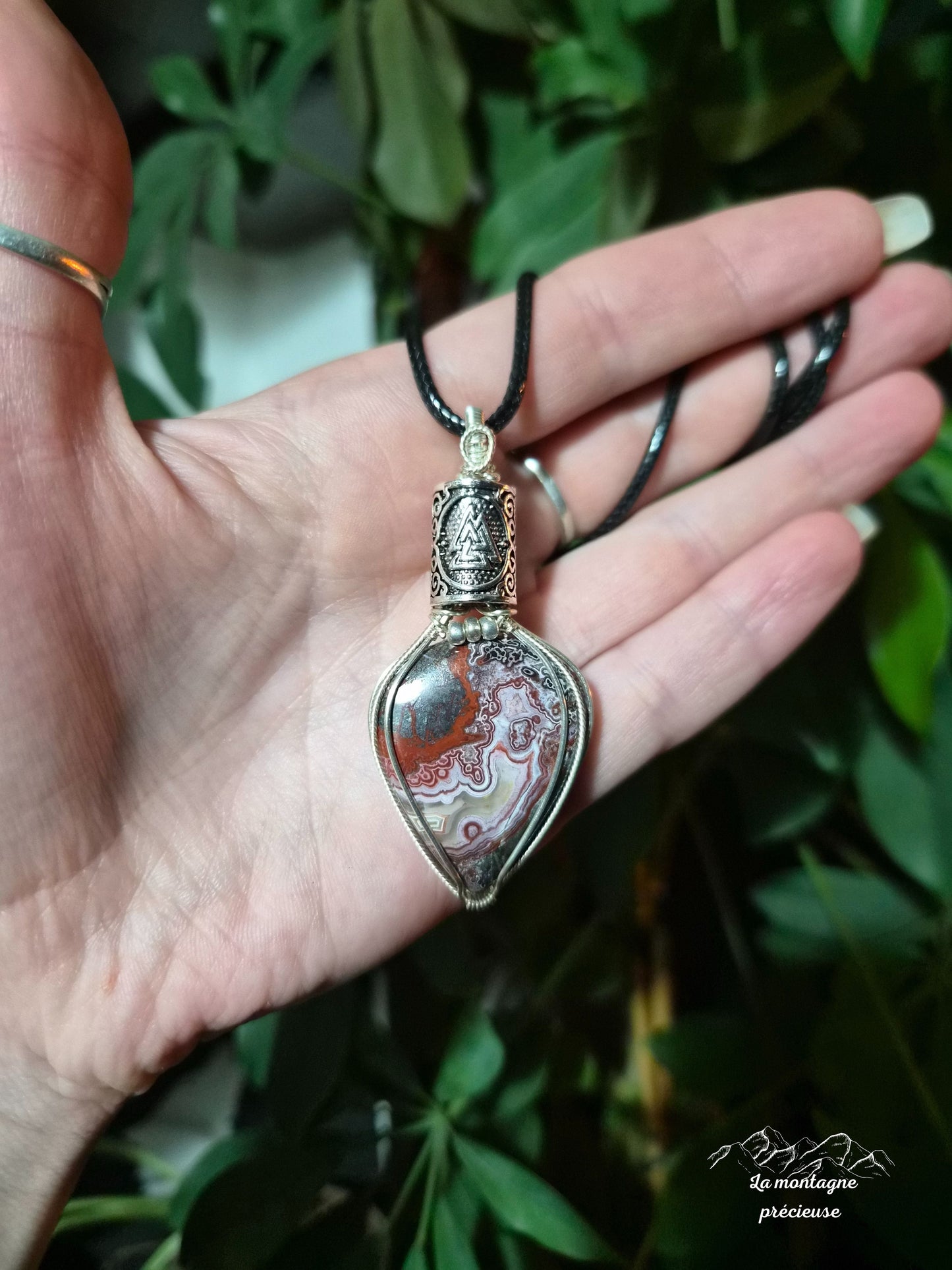 Pendentif " Sceau du destin " en Agate crazy lace