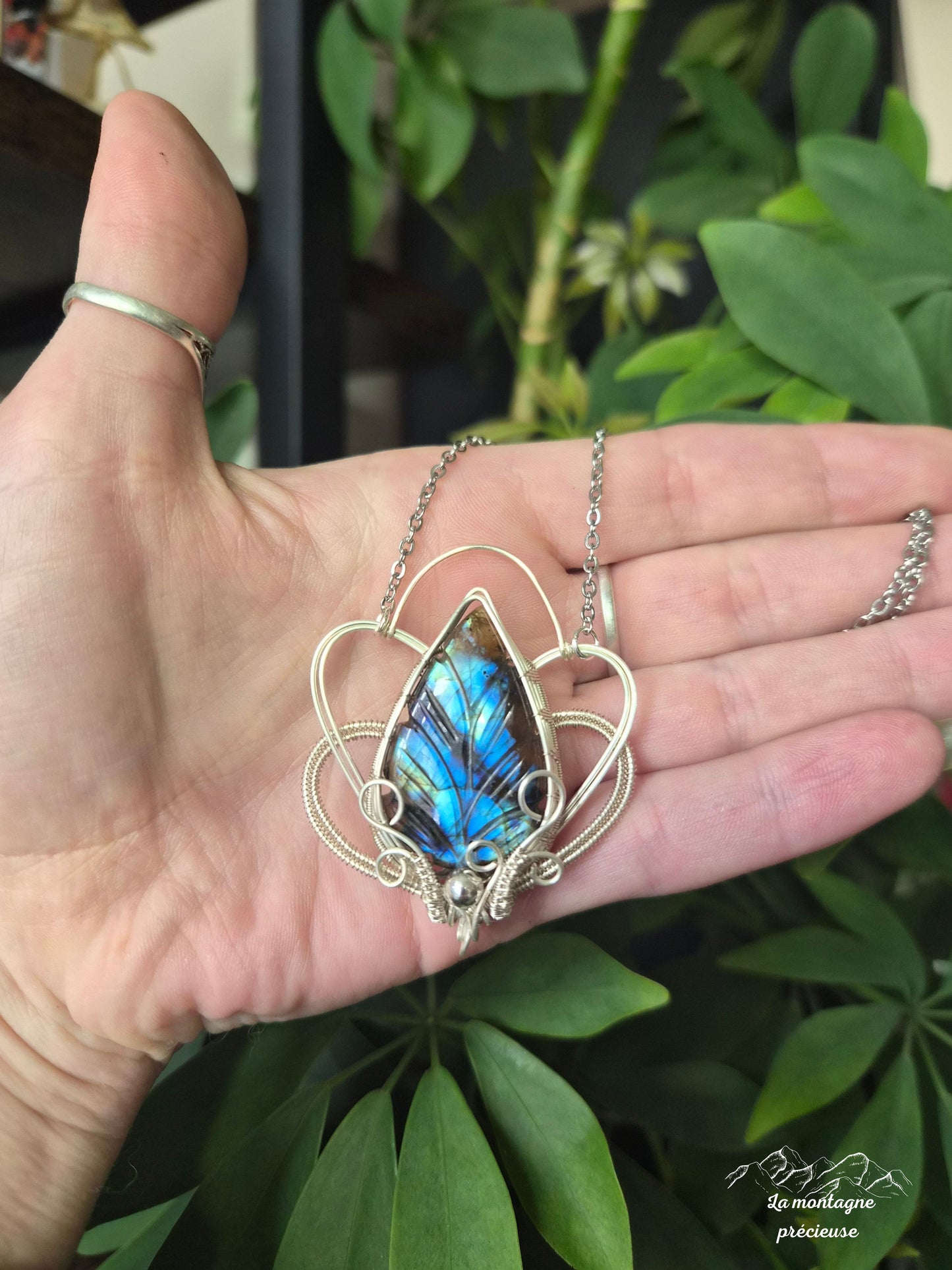 Collier "Lueur Boréale" en labradorite