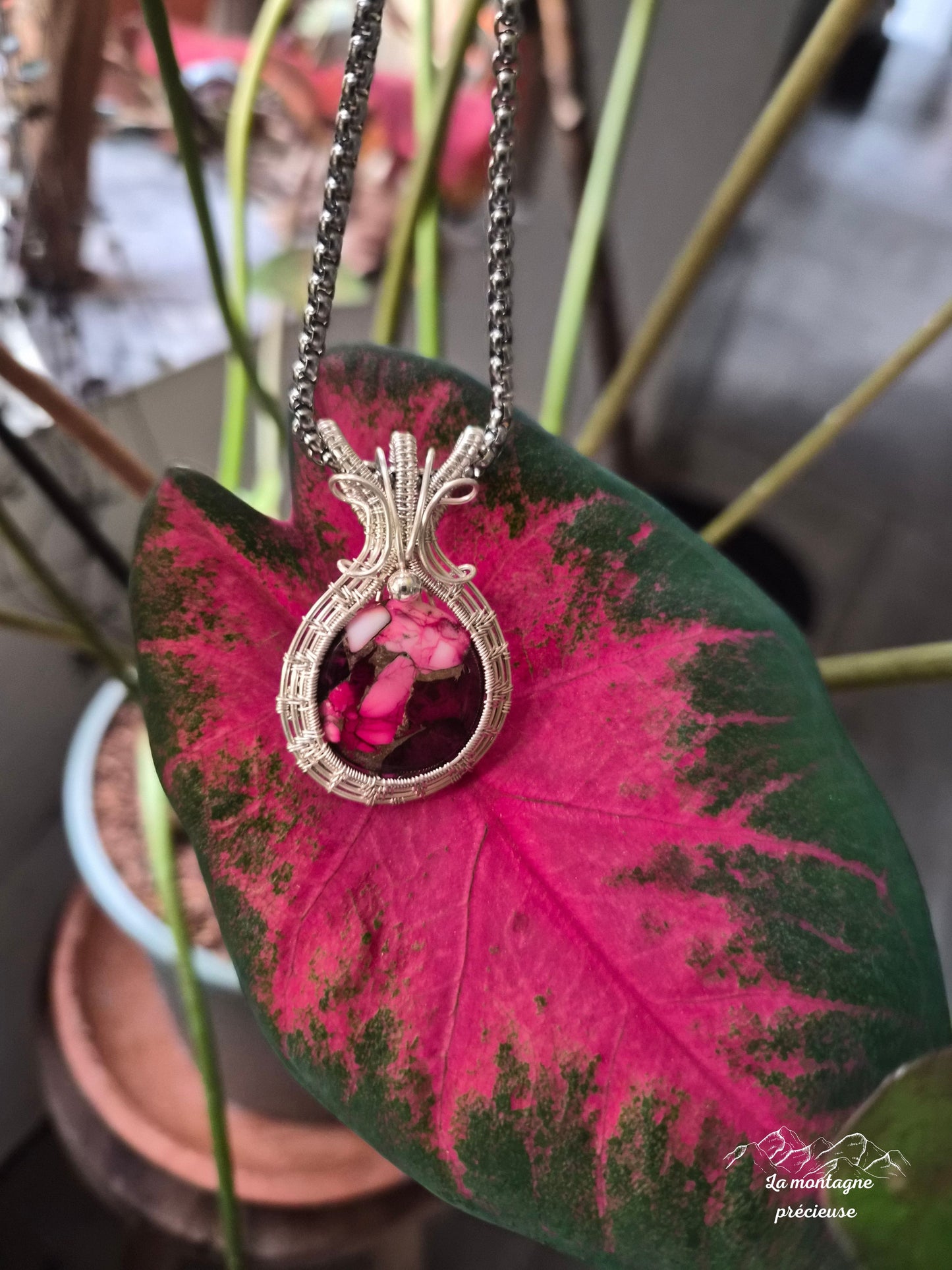 Pendentif "Coeur de braise" en Turquoise Mohave