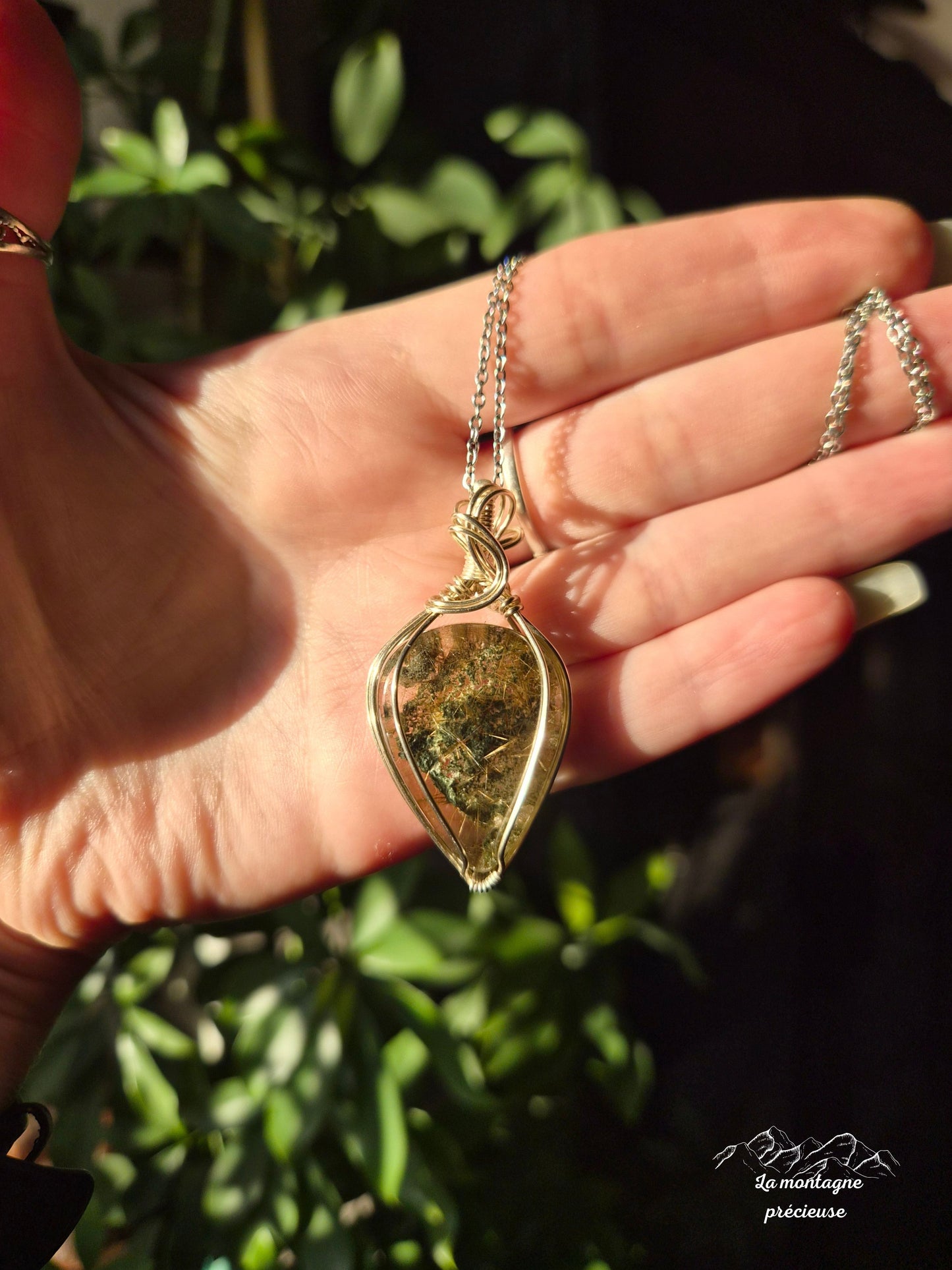 Pendentif " Fragment de Terre " en lodolite