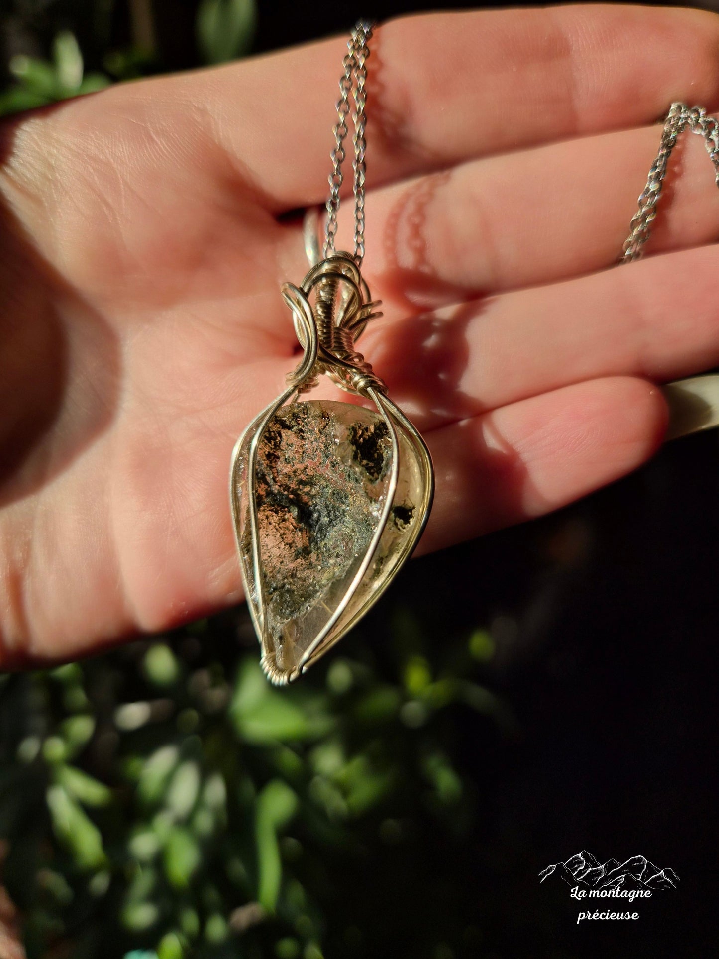 Pendentif " Fragment de Terre " en lodolite