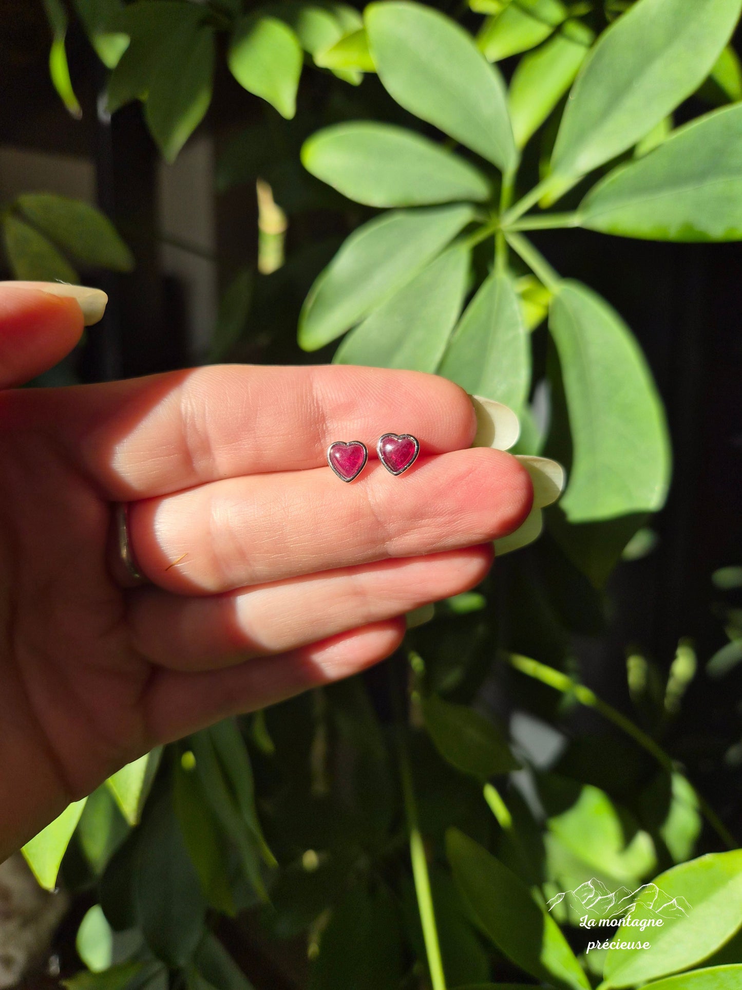 Puce d'oreilles coeur en Tourmaline rose