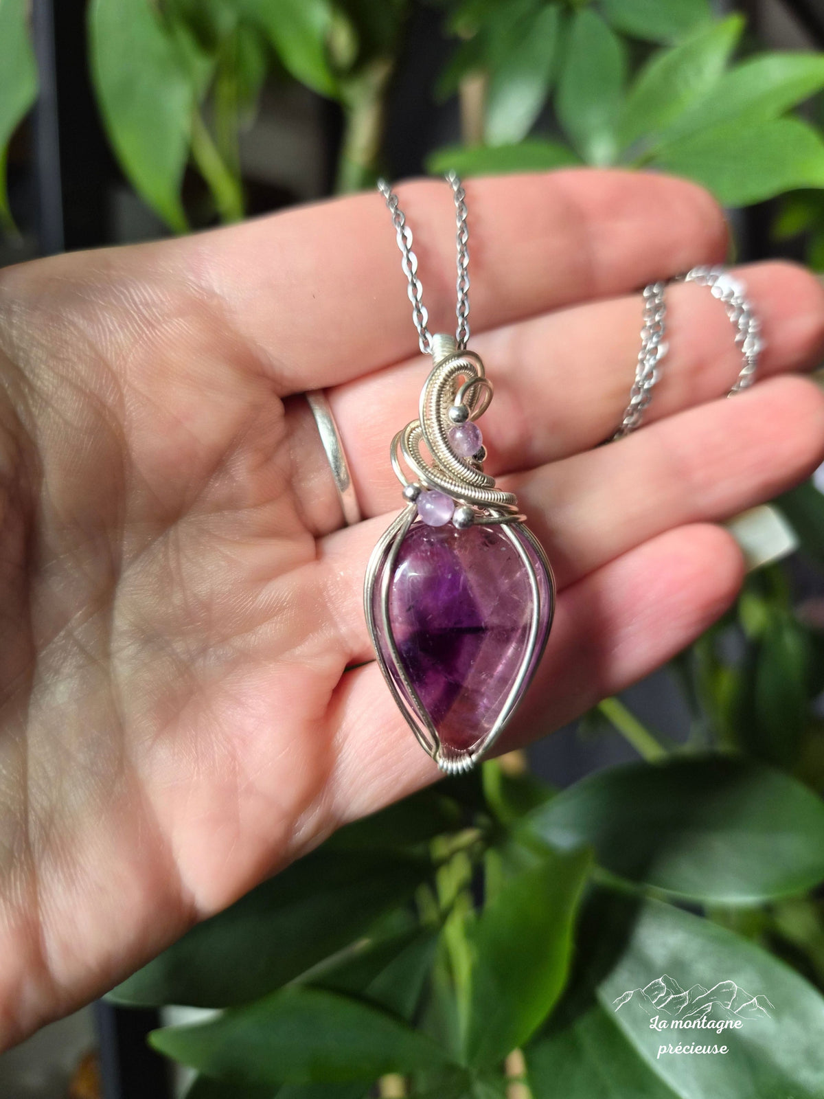 Pendentif "L’Âme Pourpre " en améthyste