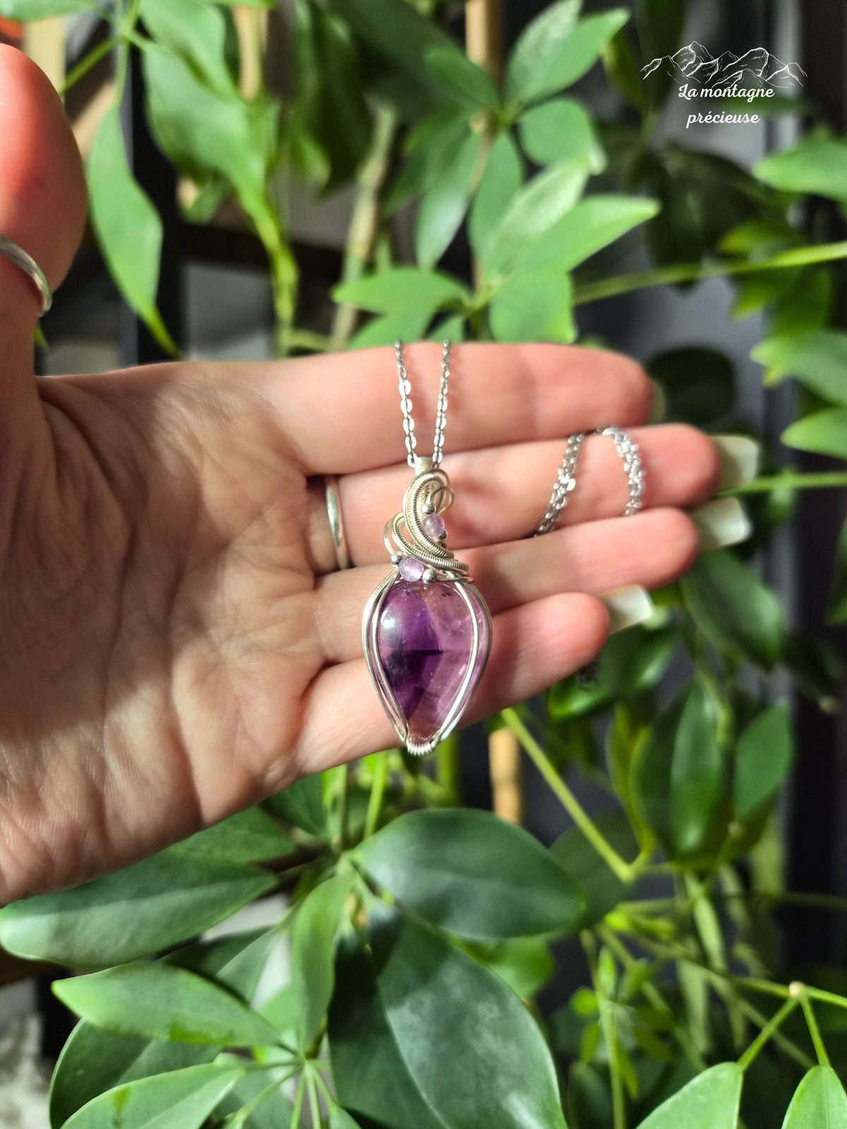 Pendentif "L’Âme Pourpre " en améthyste