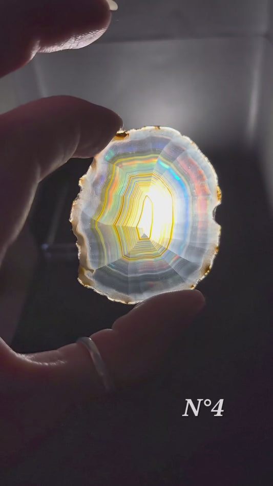 Tranche d’Agate iris